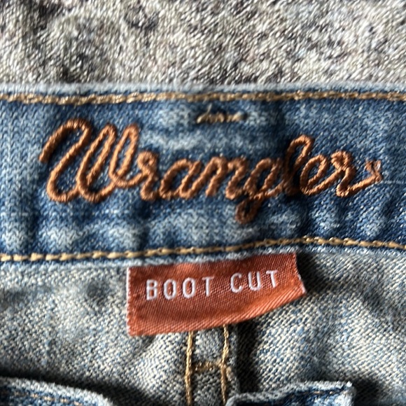 Good pair of jeans - Picture 2 of 4